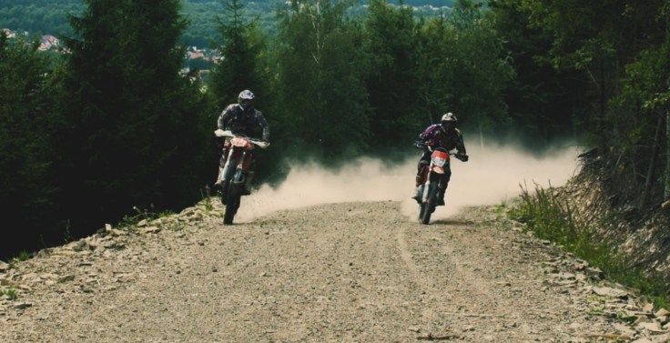 complication-trailer-2-pawlusiak