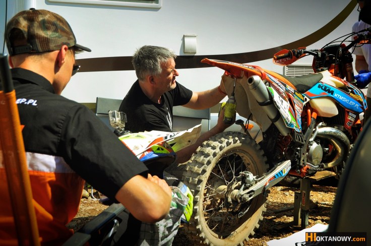 oskar-kaczmarczyk-na-erzberg-rodeo-2016-fot-lukasz-kręcichwost-www.HIOKTANOWY.com (50)