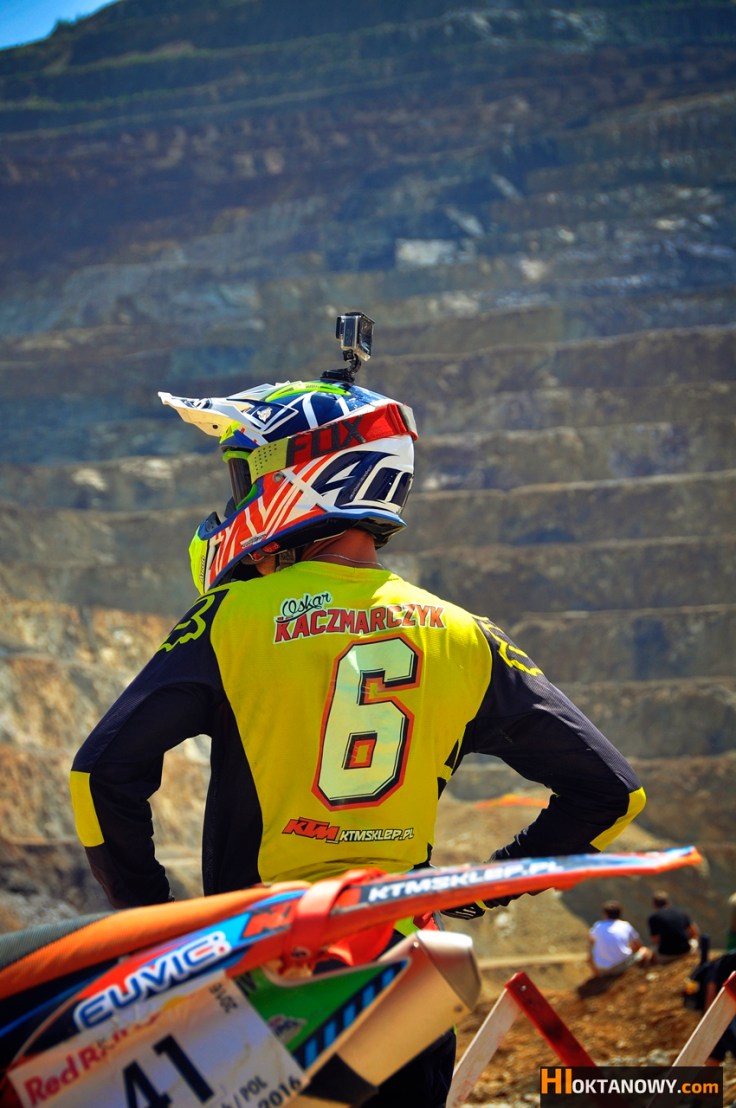 oskar-kaczmarczyk-na-erzberg-rodeo-2016-fot-lukasz-kręcichwost-www.HIOKTANOWY.com (56)