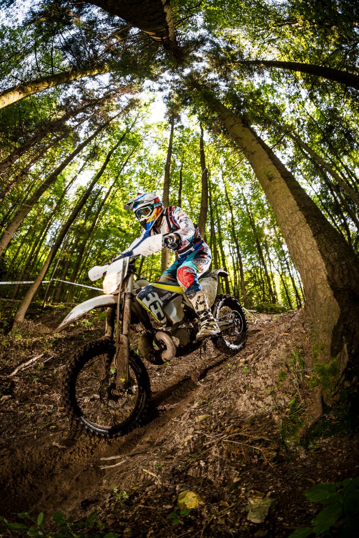 MM_160913_Husqvarna-Enduro-MY2017_Kopernica_R5A1748_LukaszKrecichwost_hires.jpg