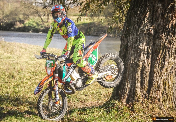 oskar-kaczmarczyk-trening-sesja-foto-ktm-250-exc-tpi-2018-team-ktmsklep.pl-foto-www-hioktanowy.com (29)