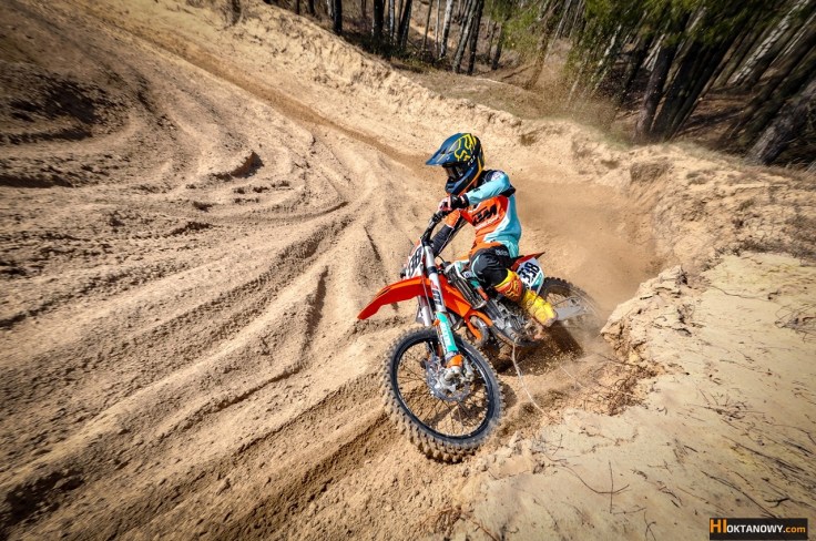 team-ktmsklep-pl-mx-2019-orneta-mx-photoshoot-foto-lukasz-krecichwost (29)
