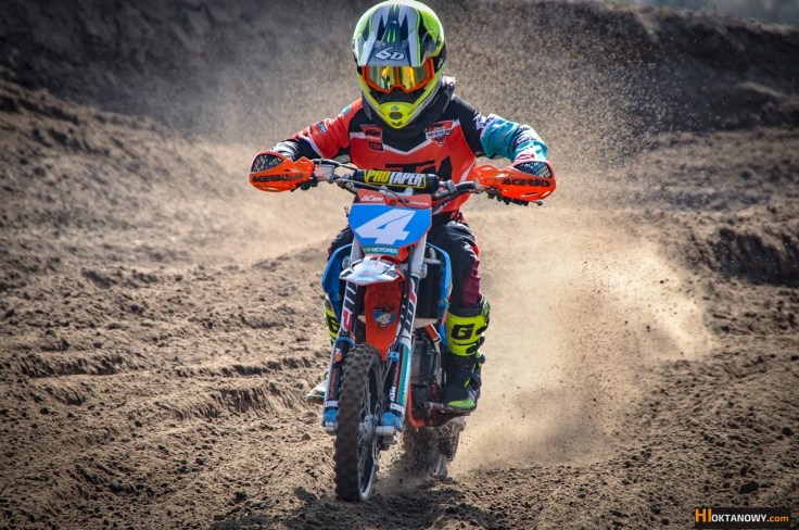 team-ktmsklep-pl-mx-2019-orneta-mx-photoshoot-foto-lukasz-krecichwost (80)